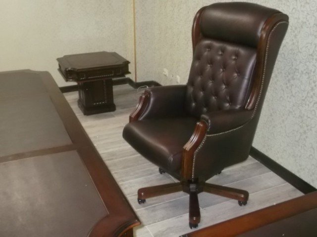 Кресло руководителя «Ришар 887»