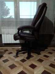 Офисное кресло для руководителя